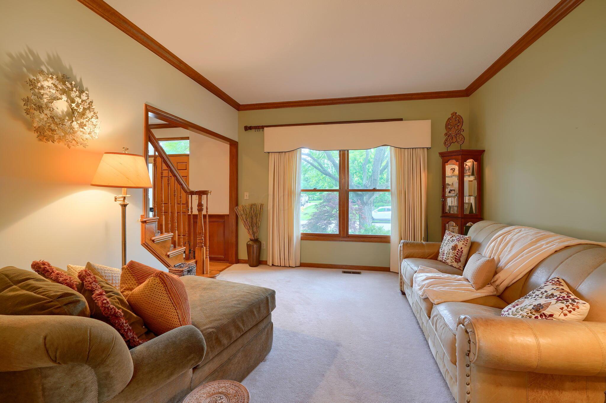 2818 Big Sur Drive, Lewis Center, Ohio image 7