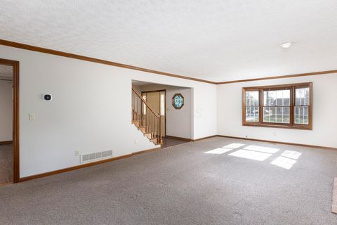 Tiny photo for 11388 Huntington Way NW, Pickerington, OH 43147 (MLS # 225037571)