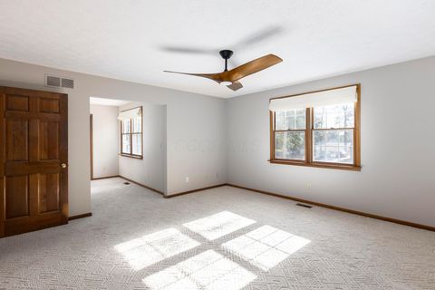 Tiny photo for 11388 Huntington Way NW, Pickerington, OH 43147 (MLS # 225037571)