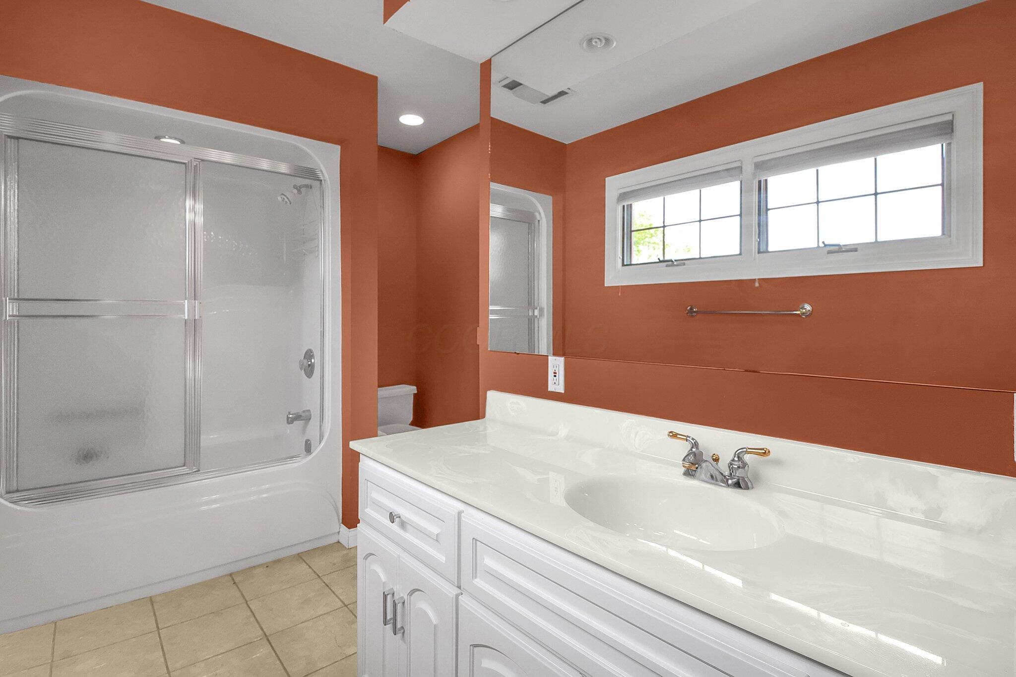 736 Eton Street, Marion, Ohio image 34