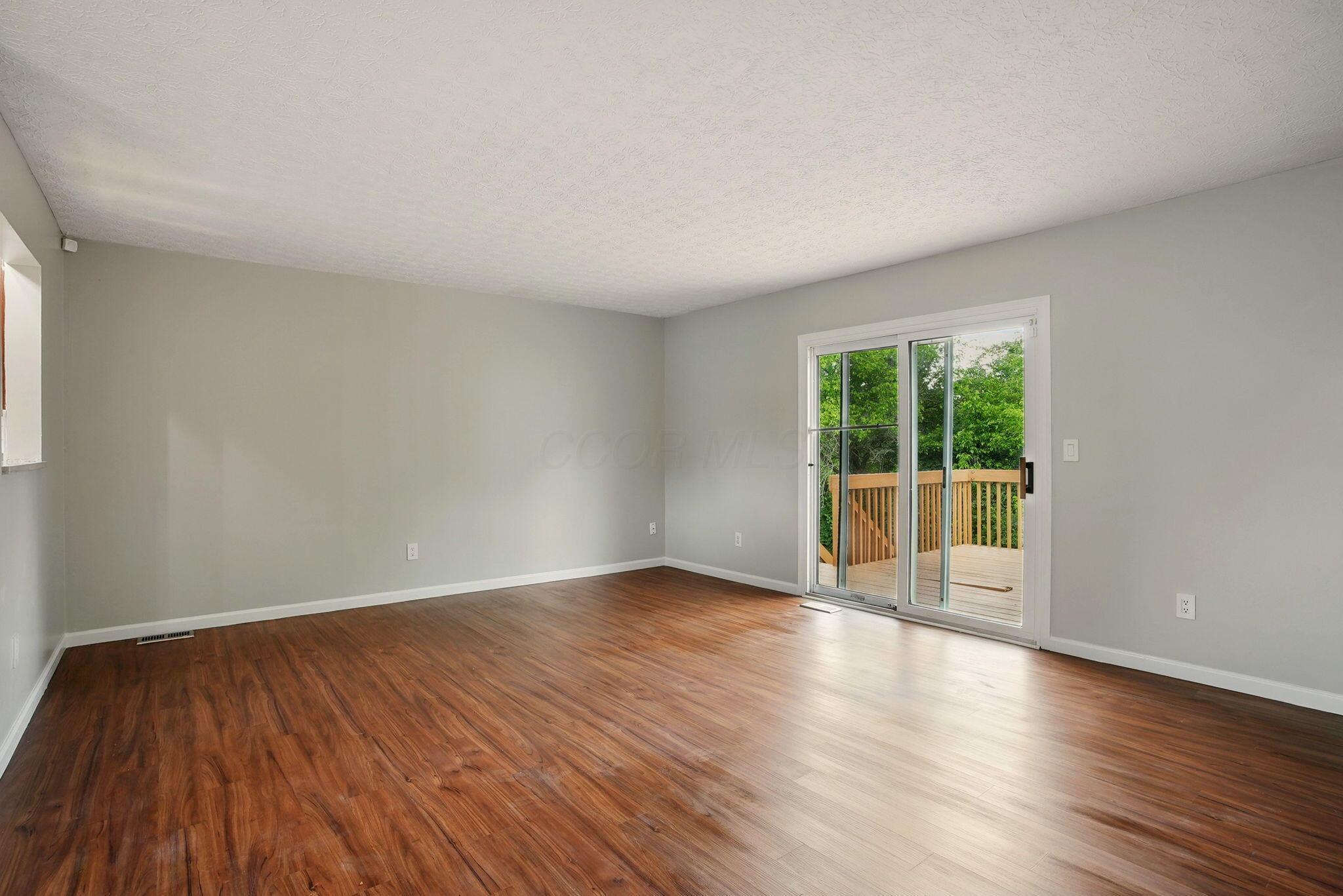 280 Chatterly Lane, Columbus, Ohio image 5