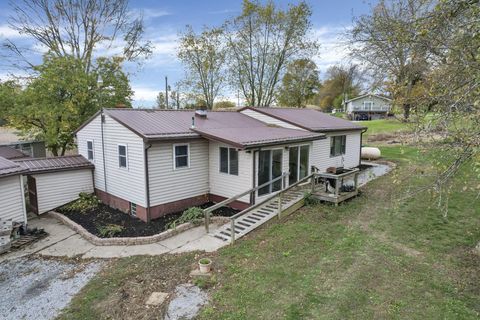 Photo of 17853 Waterford Road, Fredericktown, OH 43019 (MLS # 225040654) Photo of 17853 Waterford Road, Fredericktown, OH 43019 (MLS # 225040654)