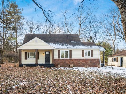 Photo of 3811 Mann Road, Blacklick, OH 43004 (MLS # 226000489)