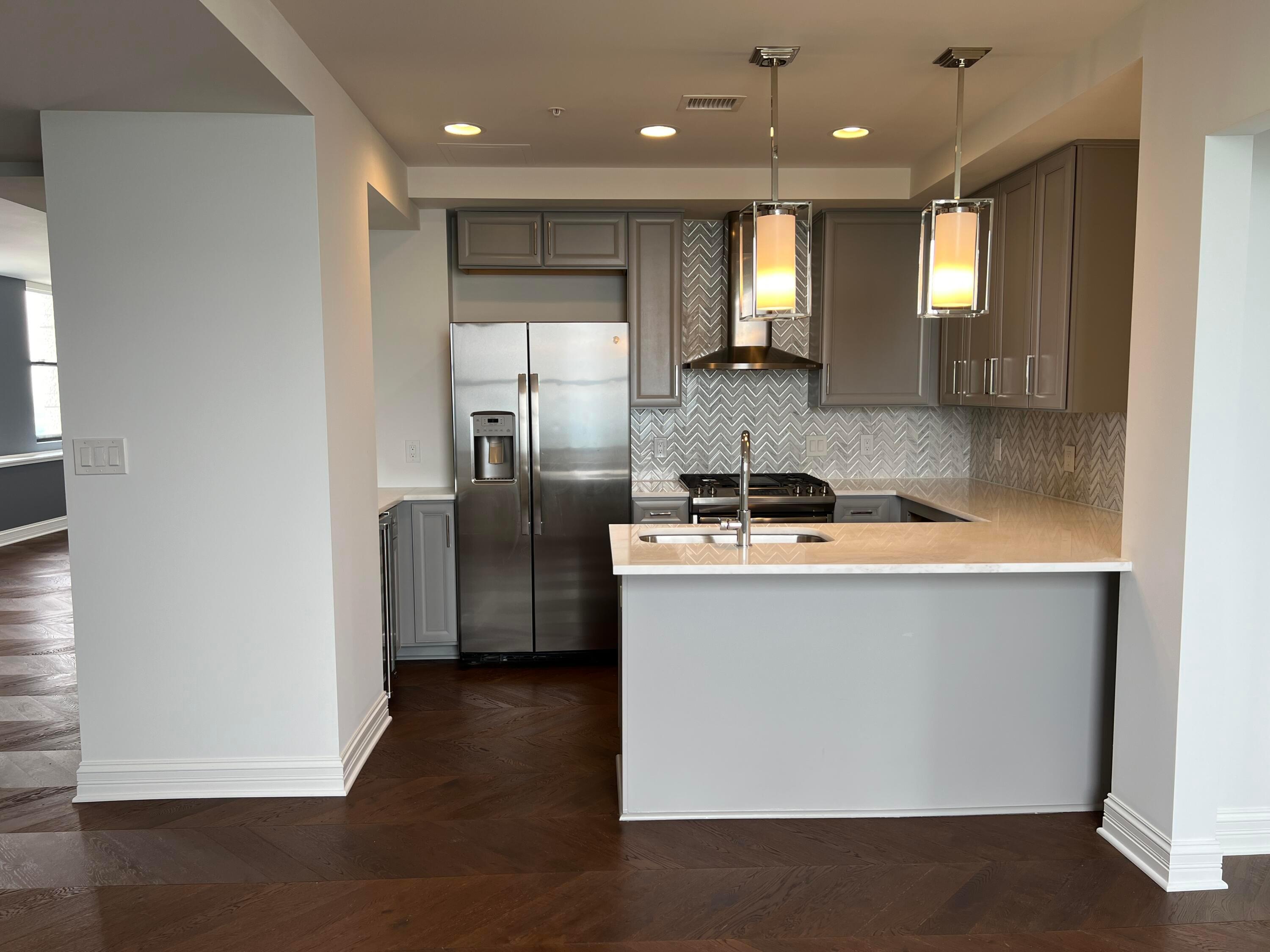 50 W Broad Street 3502