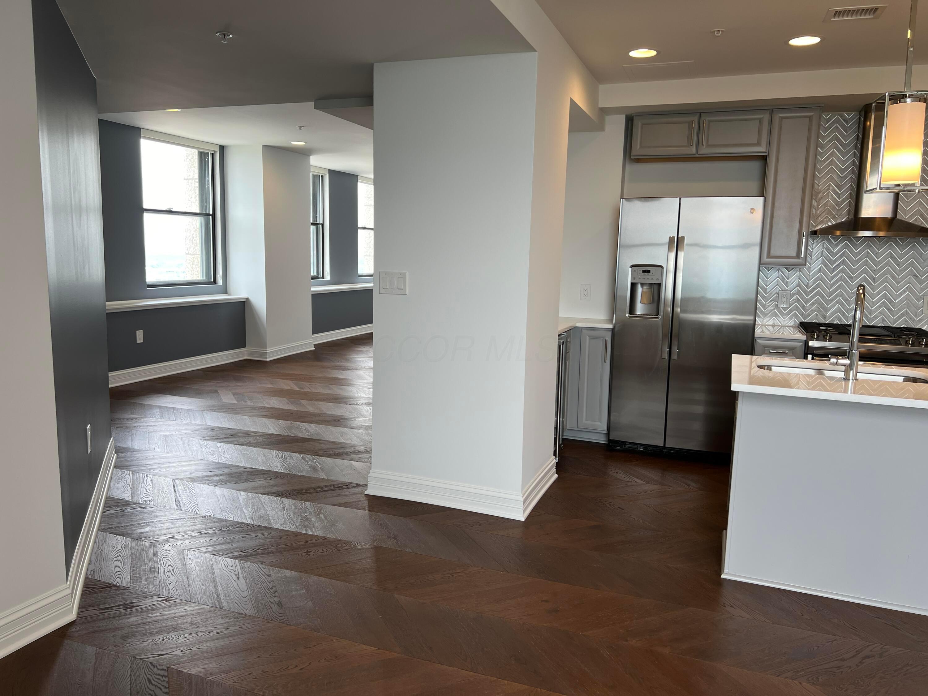 50 W Broad Street 3502