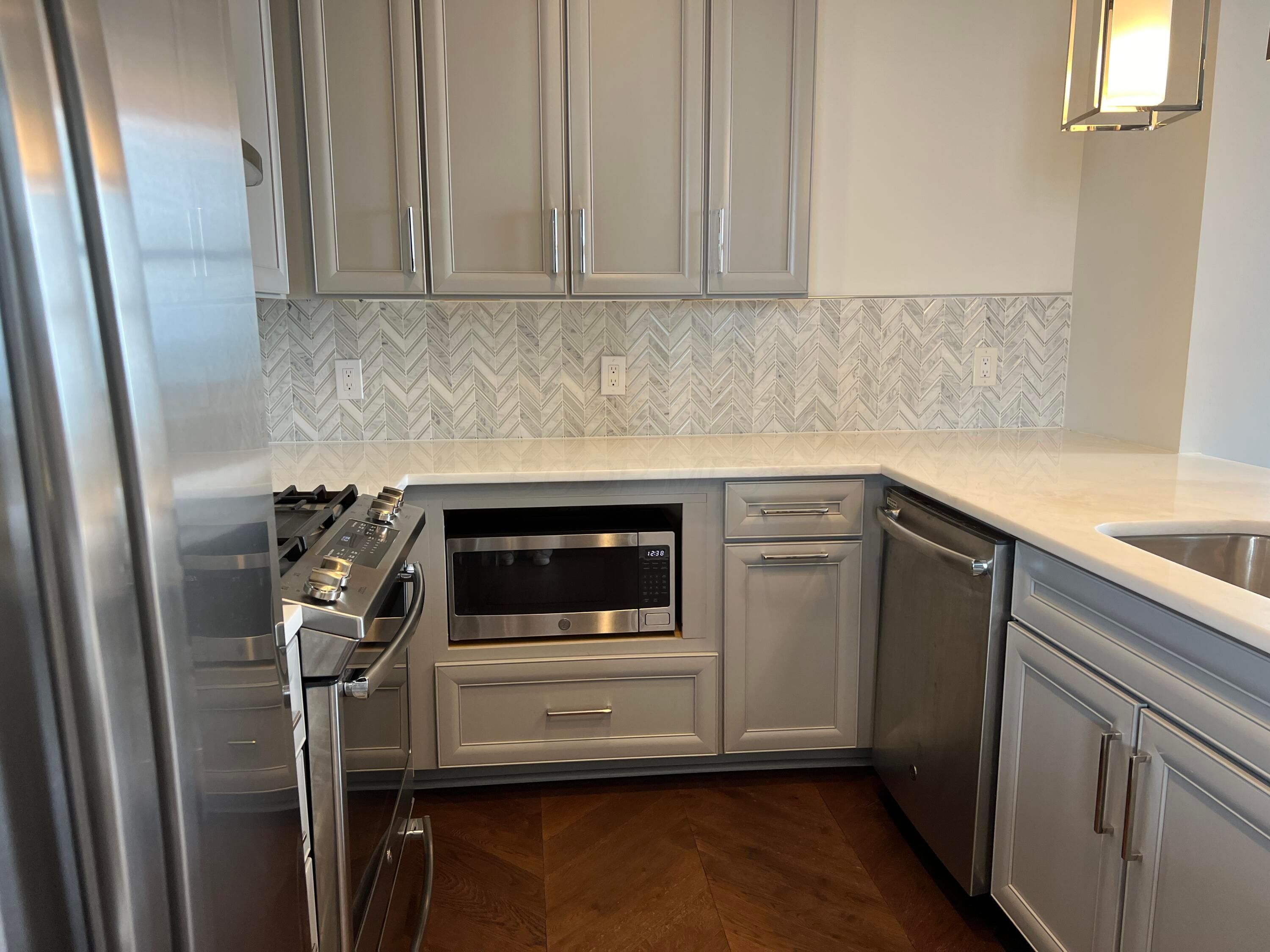 50 W Broad Street 3502