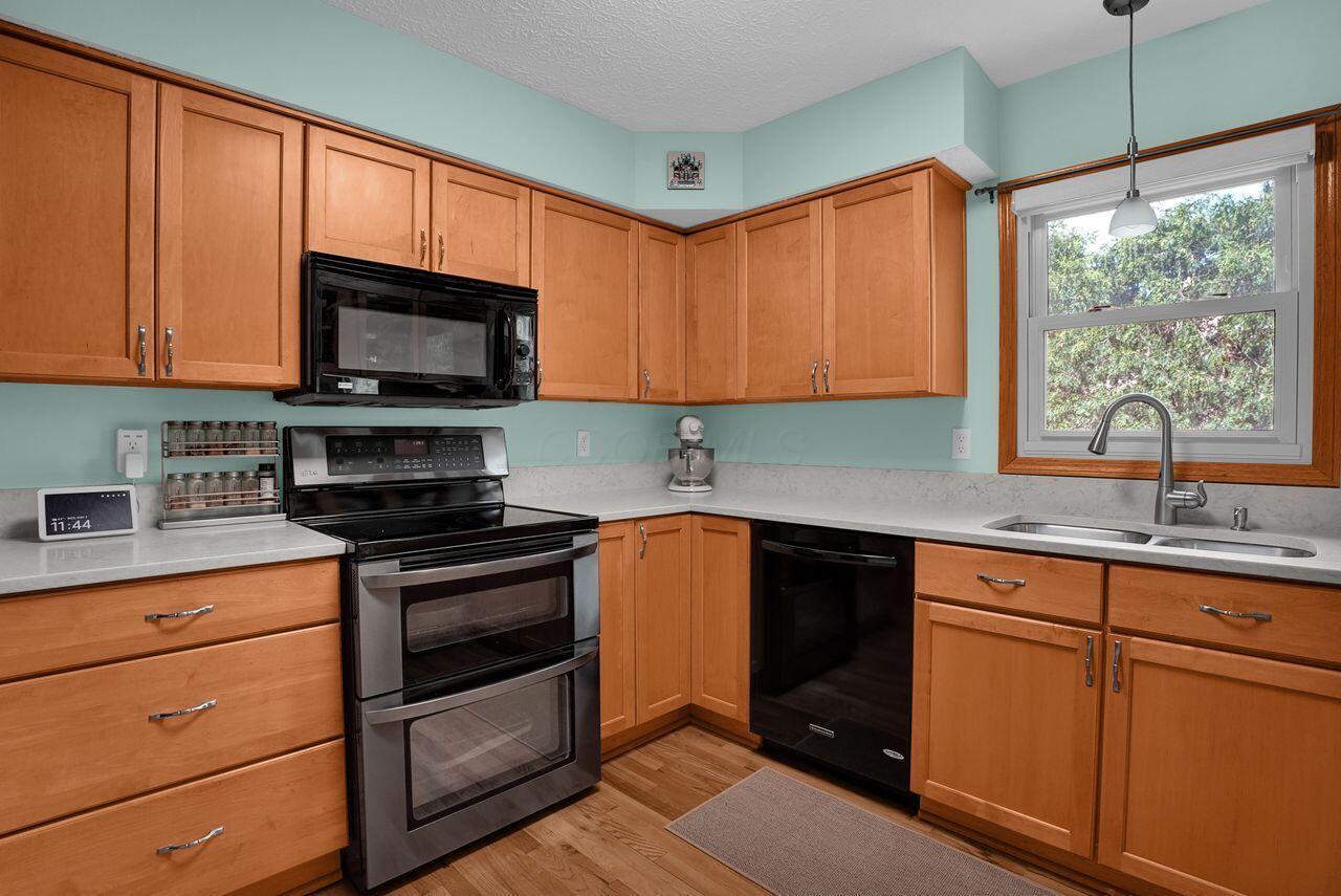 3456 Anchorage Lane, Hilliard, Ohio image 5