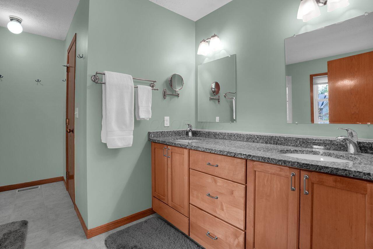 3456 Anchorage Lane, Hilliard, Ohio image 23