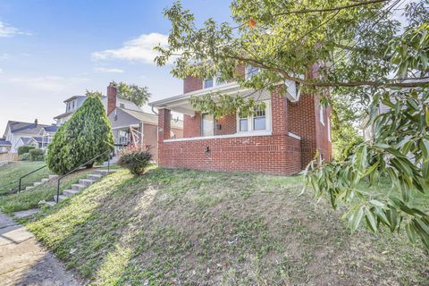 Tiny photo for 971 Fairwood Avenue, Columbus, OH 43206 (MLS # 225037741)