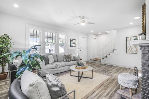 Tiny photo for 971 Fairwood Avenue, Columbus, OH 43206 (MLS # 225037741)