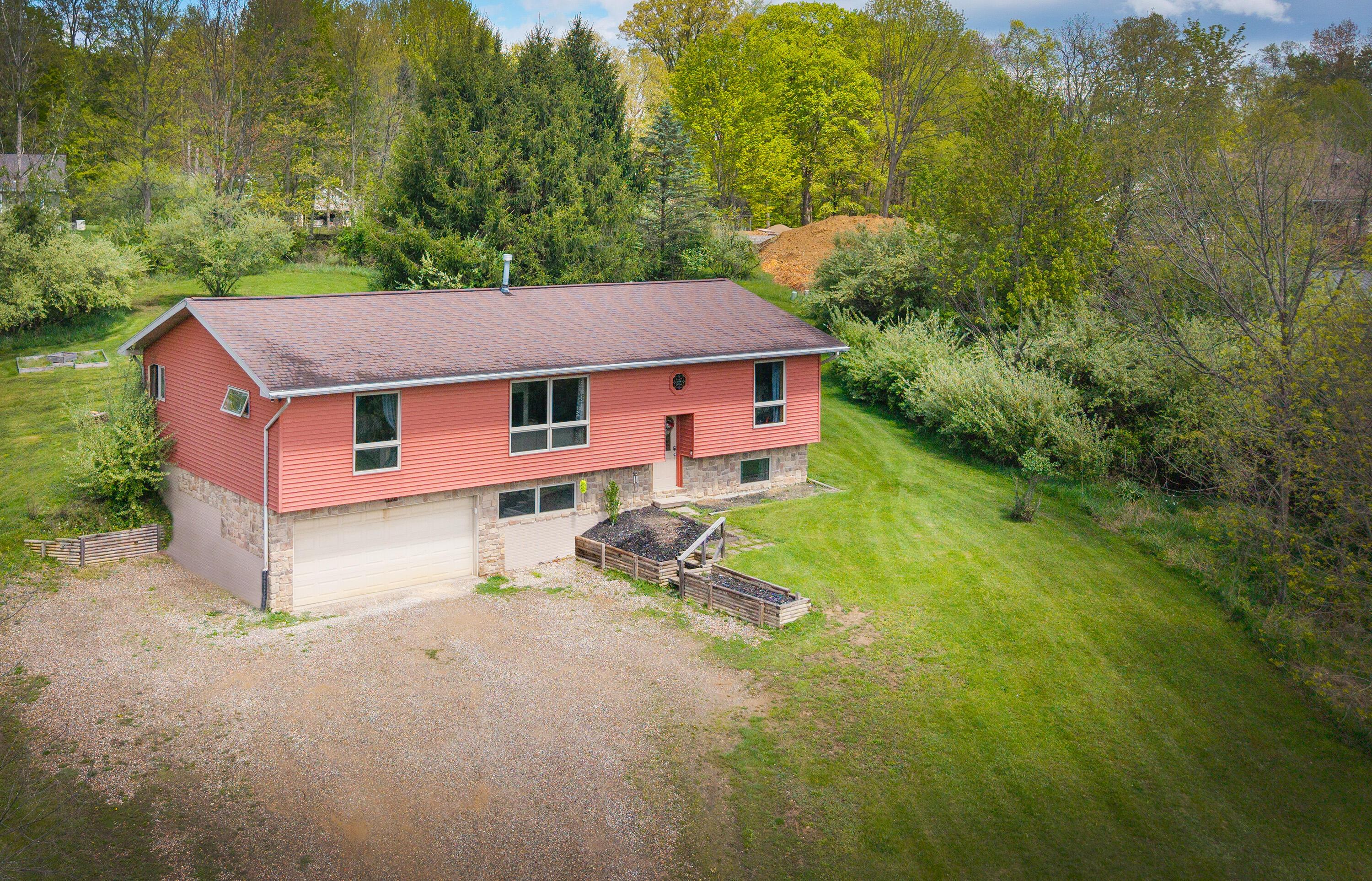 116 Heatherwood Drive, Howard, Ohio image 27