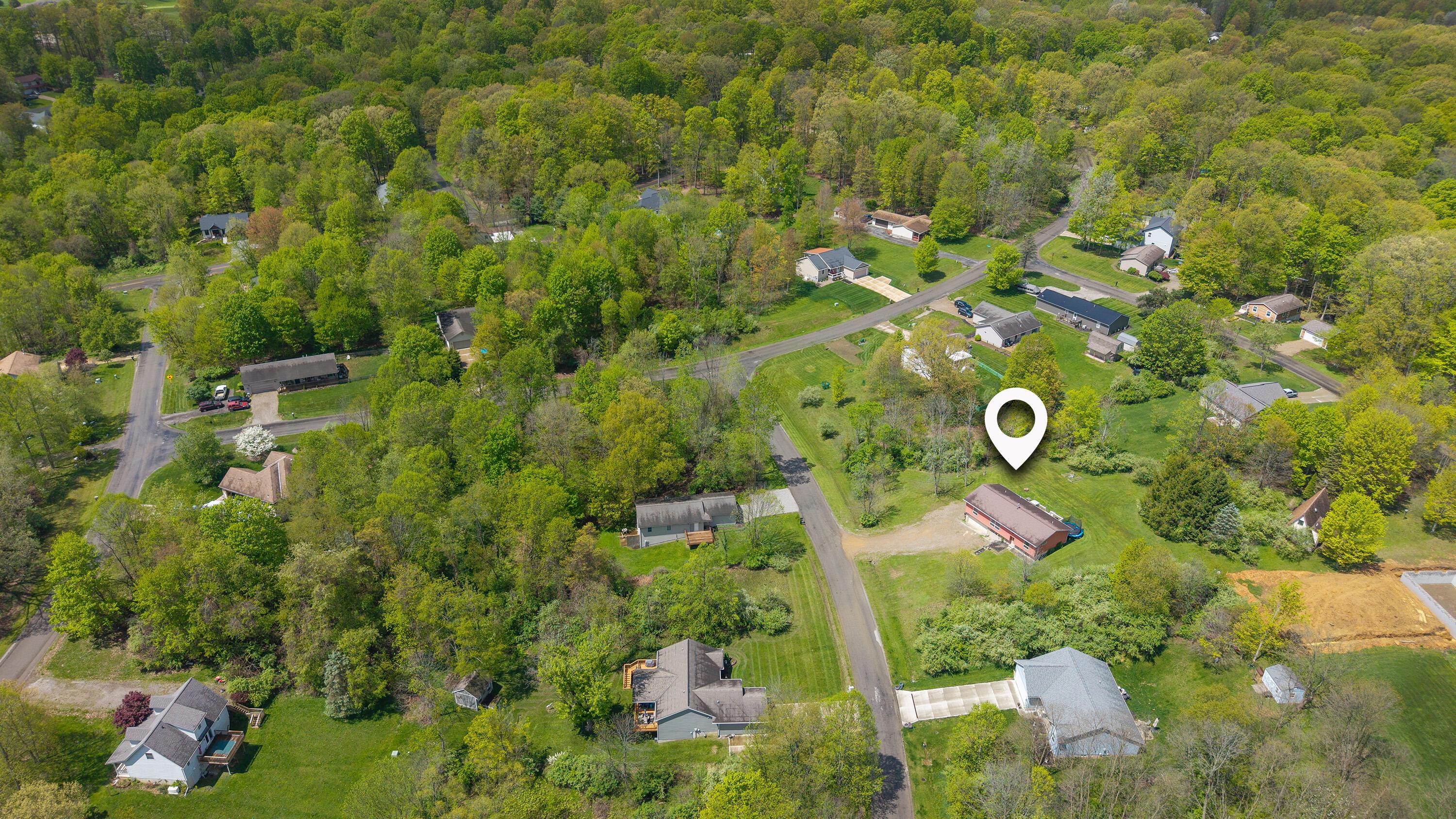 116 Heatherwood Drive, Howard, Ohio image 22