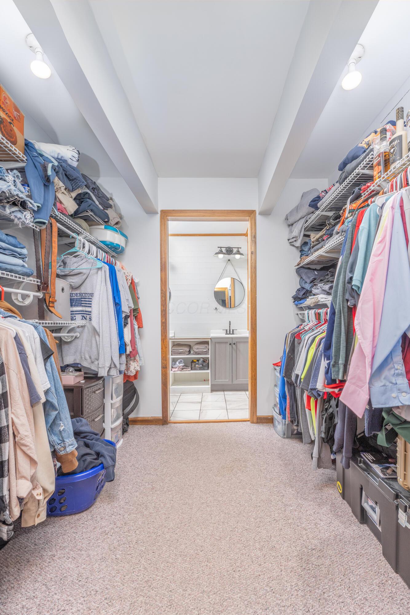 116 Heatherwood Drive, Howard, Ohio image 11