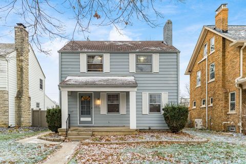 Photo of 683 S Roosevelt Avenue, Bexley, OH 43209 (MLS # 225046051)