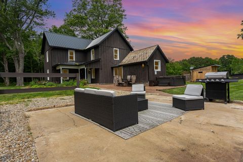 16850 Kreashbaum Road Rockbridge OH 43149