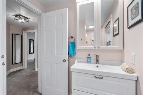 Tiny photo for 280 Westwood Road, Columbus, OH 43214 (MLS # 226036122)