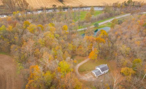 Tiny photo for 24305 Coshocton Road, Howard, OH 43028 (MLS # 226006215)