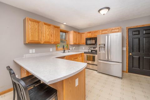 Tiny photo for 24305 Coshocton Road, Howard, OH 43028 (MLS # 226006215)