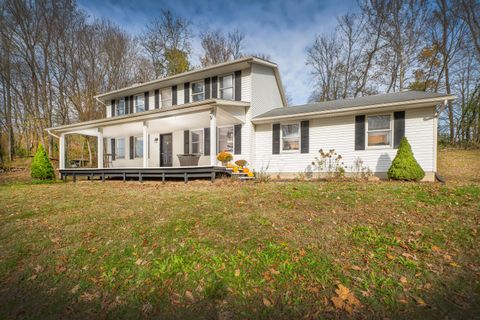 24305 Coshocton Road Howard OH 43028