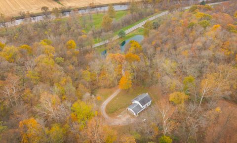 Tiny photo for 24305 Coshocton Road, Howard, OH 43028 (MLS # 226006215)