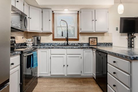 Tiny photo for 10348 York Road SW, Etna, OH 43105 (MLS # 225044341)