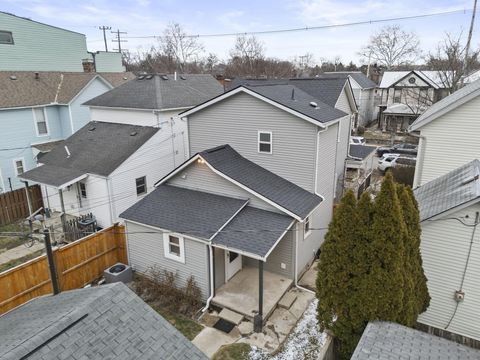 Tiny photo for 1103 Michigan Avenue, Columbus, OH 43201 (MLS # 226005494)