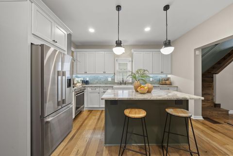 Tiny photo for 1103 Michigan Avenue, Columbus, OH 43201 (MLS # 226005494)