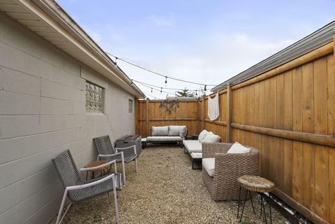 Tiny photo for 1103 Michigan Avenue, Columbus, OH 43201 (MLS # 226005494)