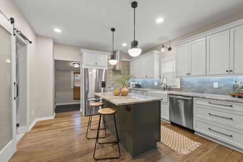 Tiny photo for 1103 Michigan Avenue, Columbus, OH 43201 (MLS # 226005494)