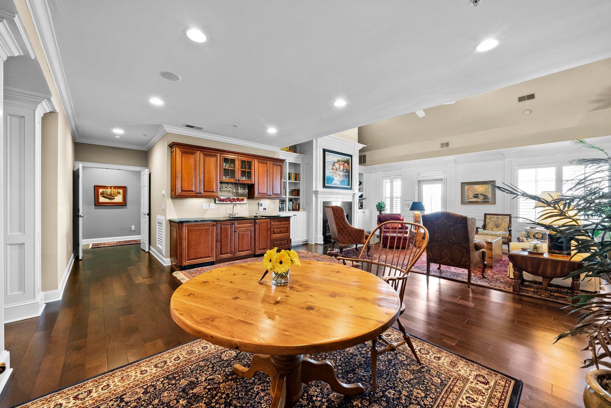 5735 Newbank Circle #303, Dublin, Ohio image 29