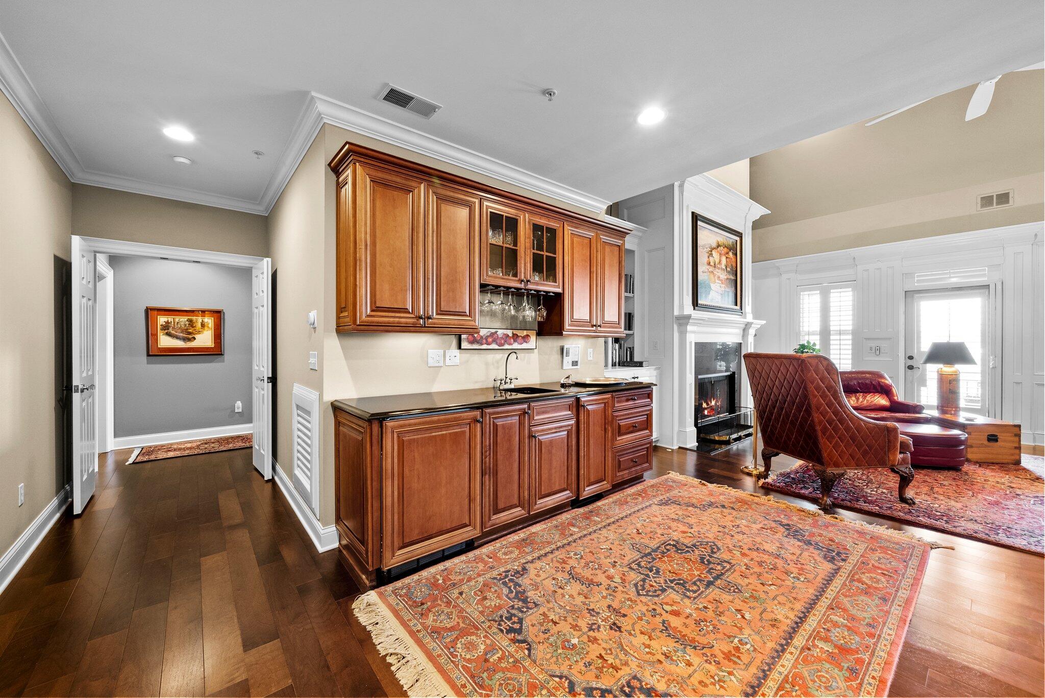 5735 Newbank Circle #303, Dublin, Ohio image 31
