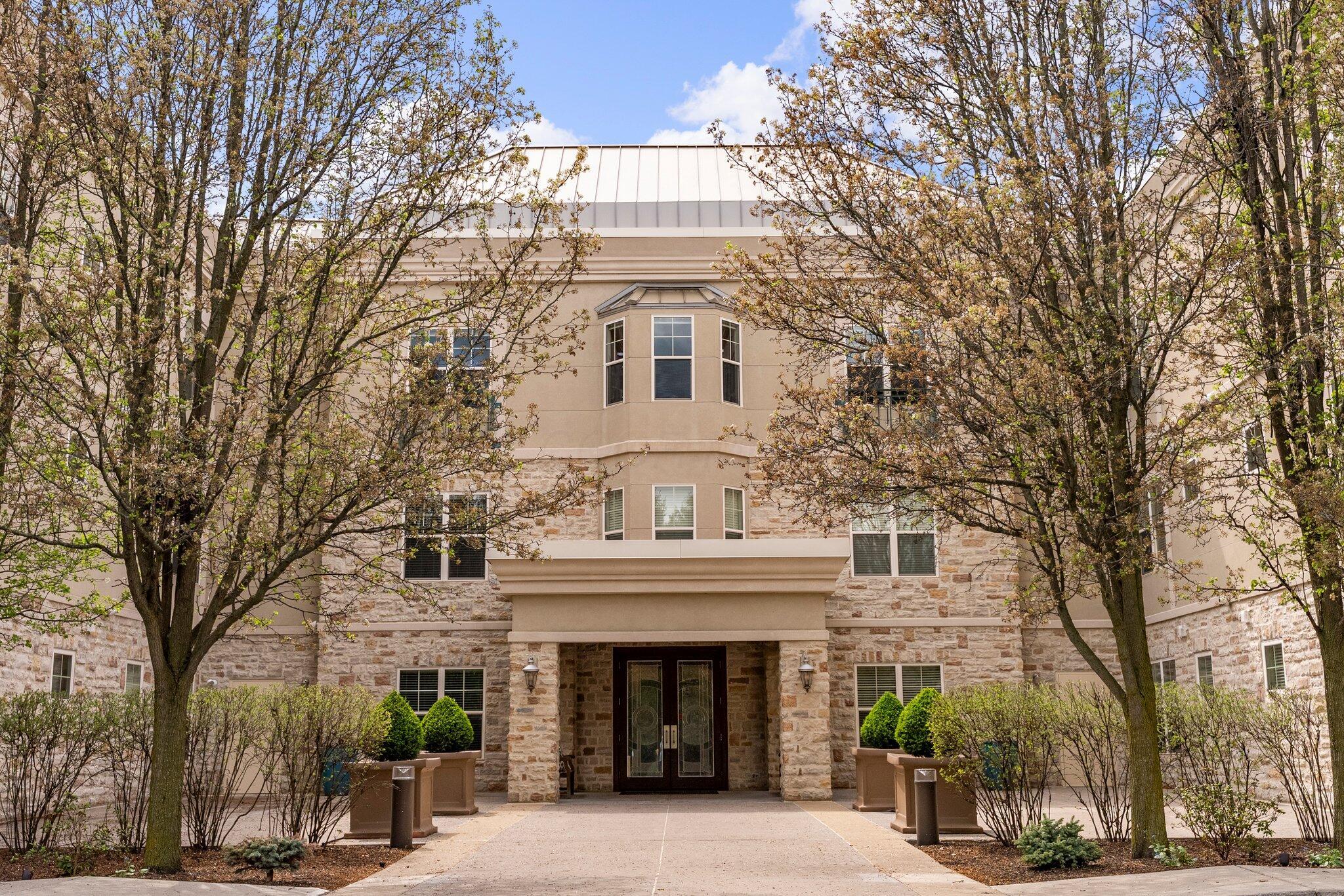 5735 Newbank Circle #303, Dublin, Ohio image 7