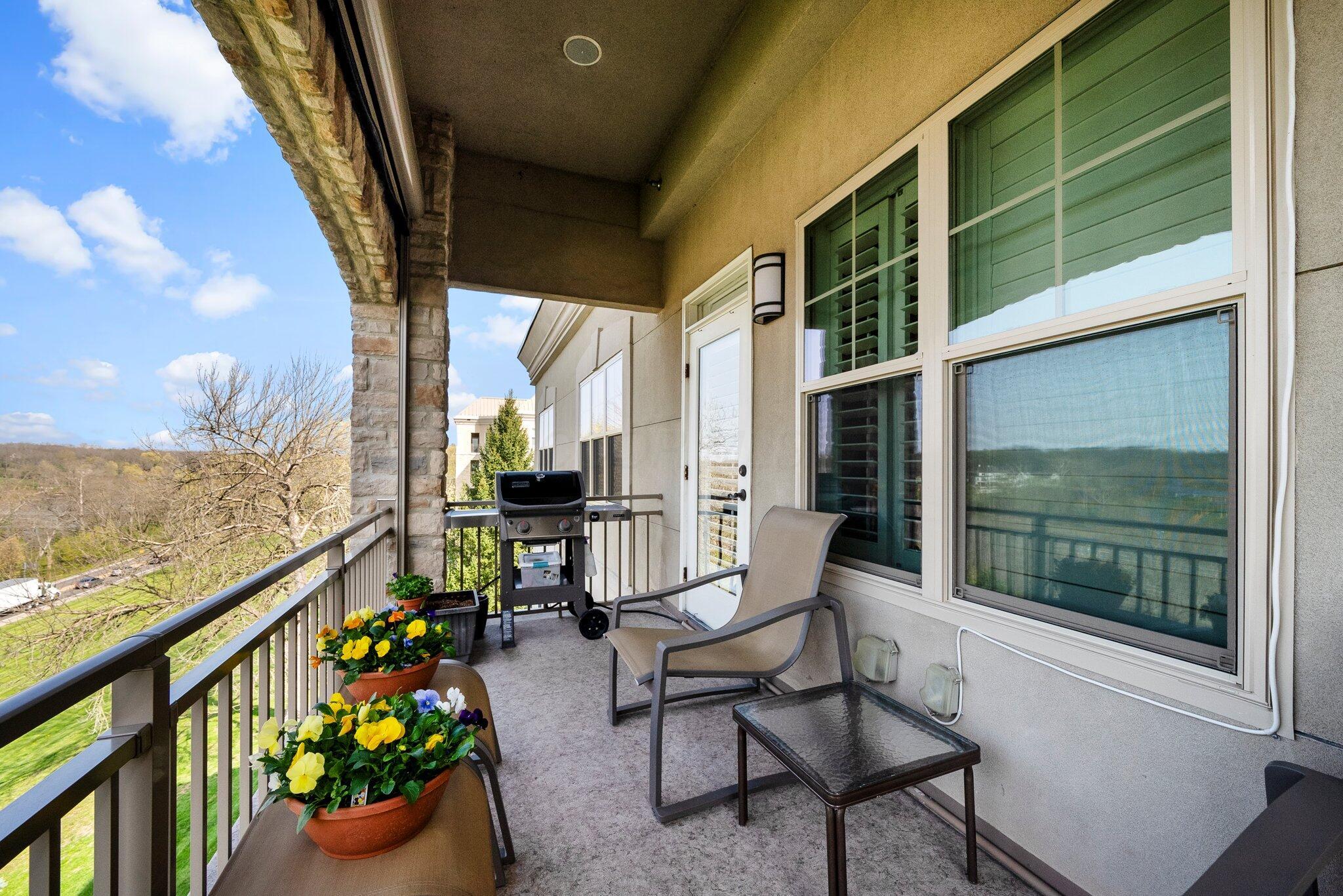 5735 Newbank Circle #303, Dublin, Ohio image 37