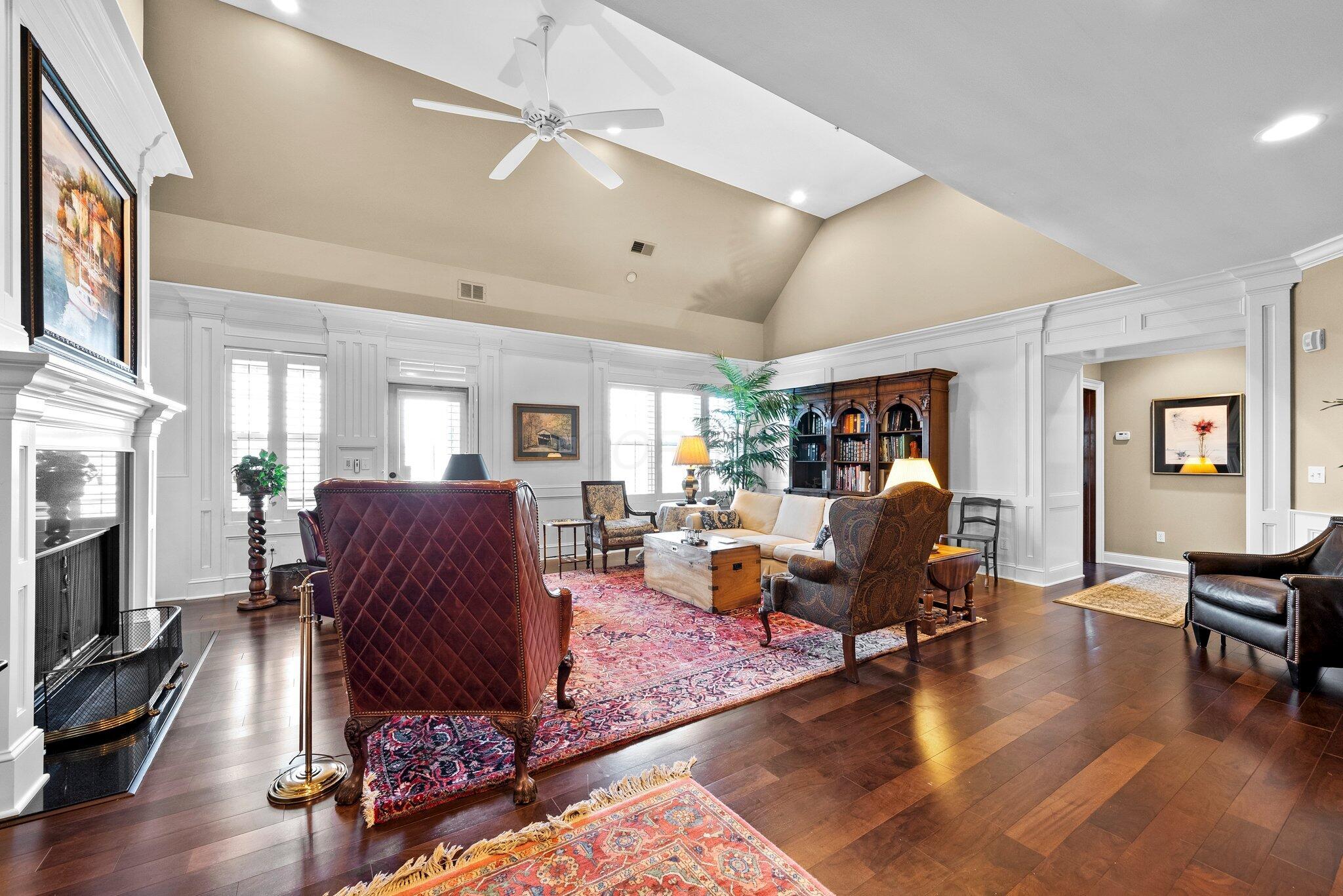 5735 Newbank Circle #303, Dublin, Ohio image 32