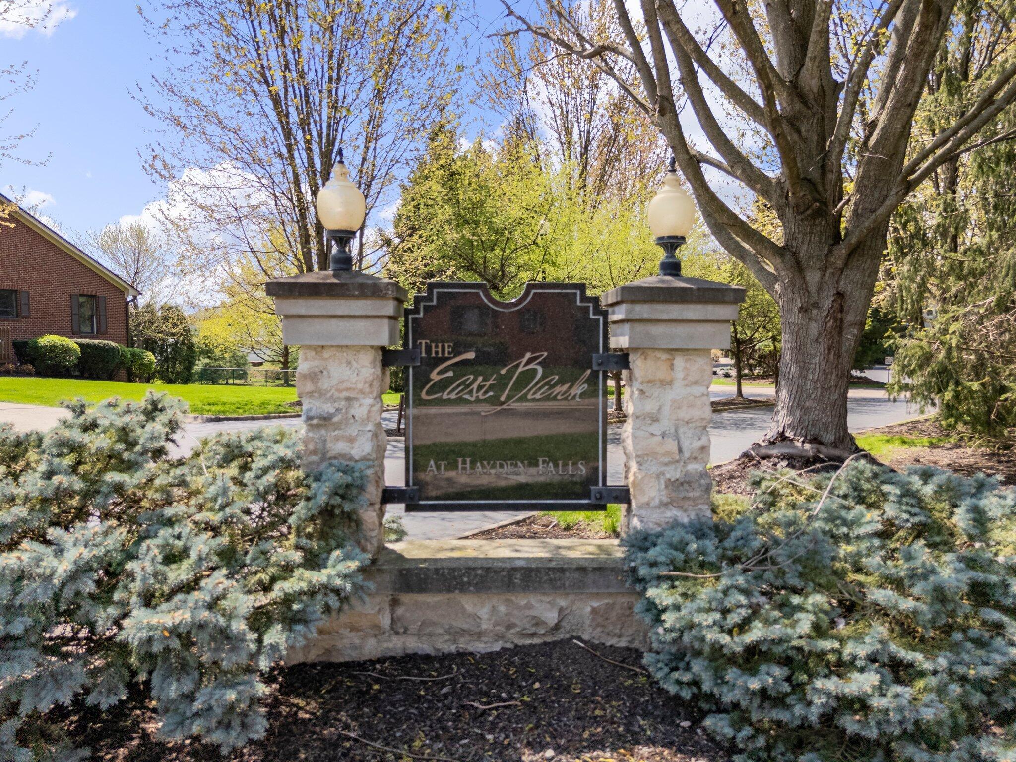 5735 Newbank Circle #303, Dublin, Ohio image 3