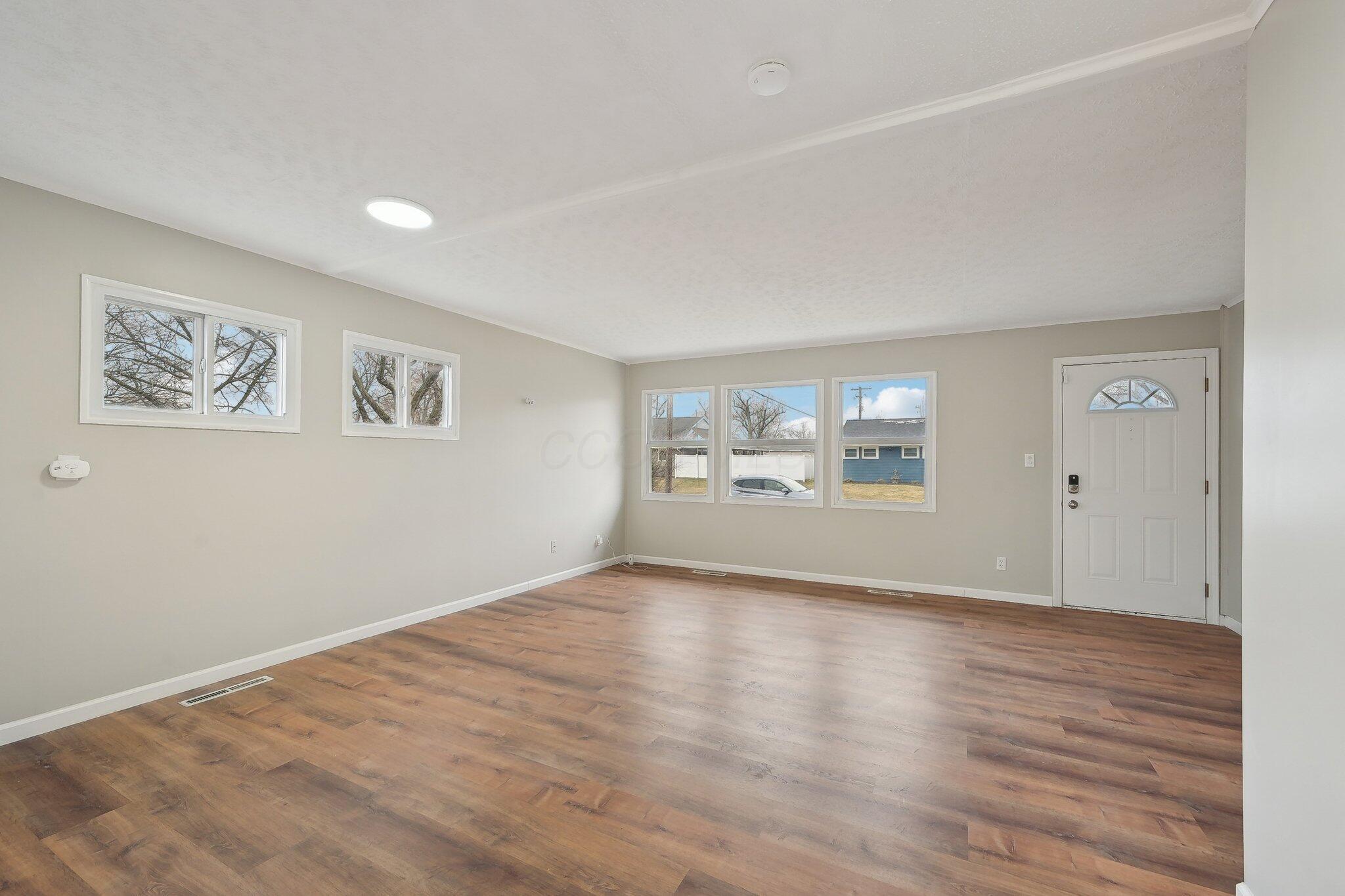 4246 Kerr Drive, Hilliard, Ohio image 16