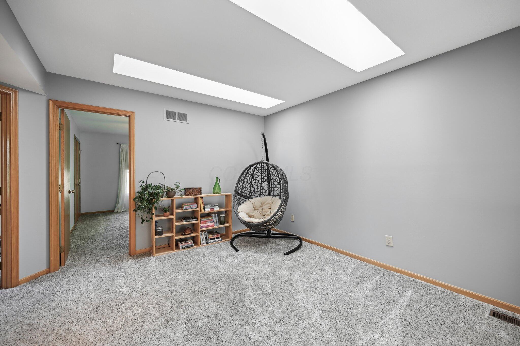 6420 Phoenix Park Drive, Dublin, Ohio image 36