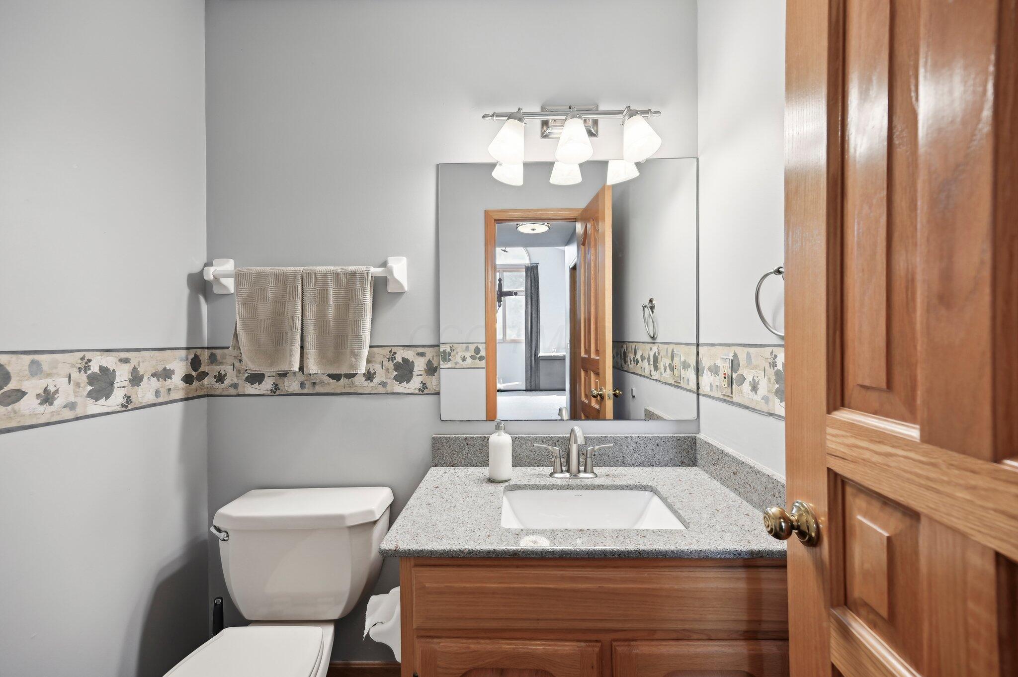 6420 Phoenix Park Drive, Dublin, Ohio image 27