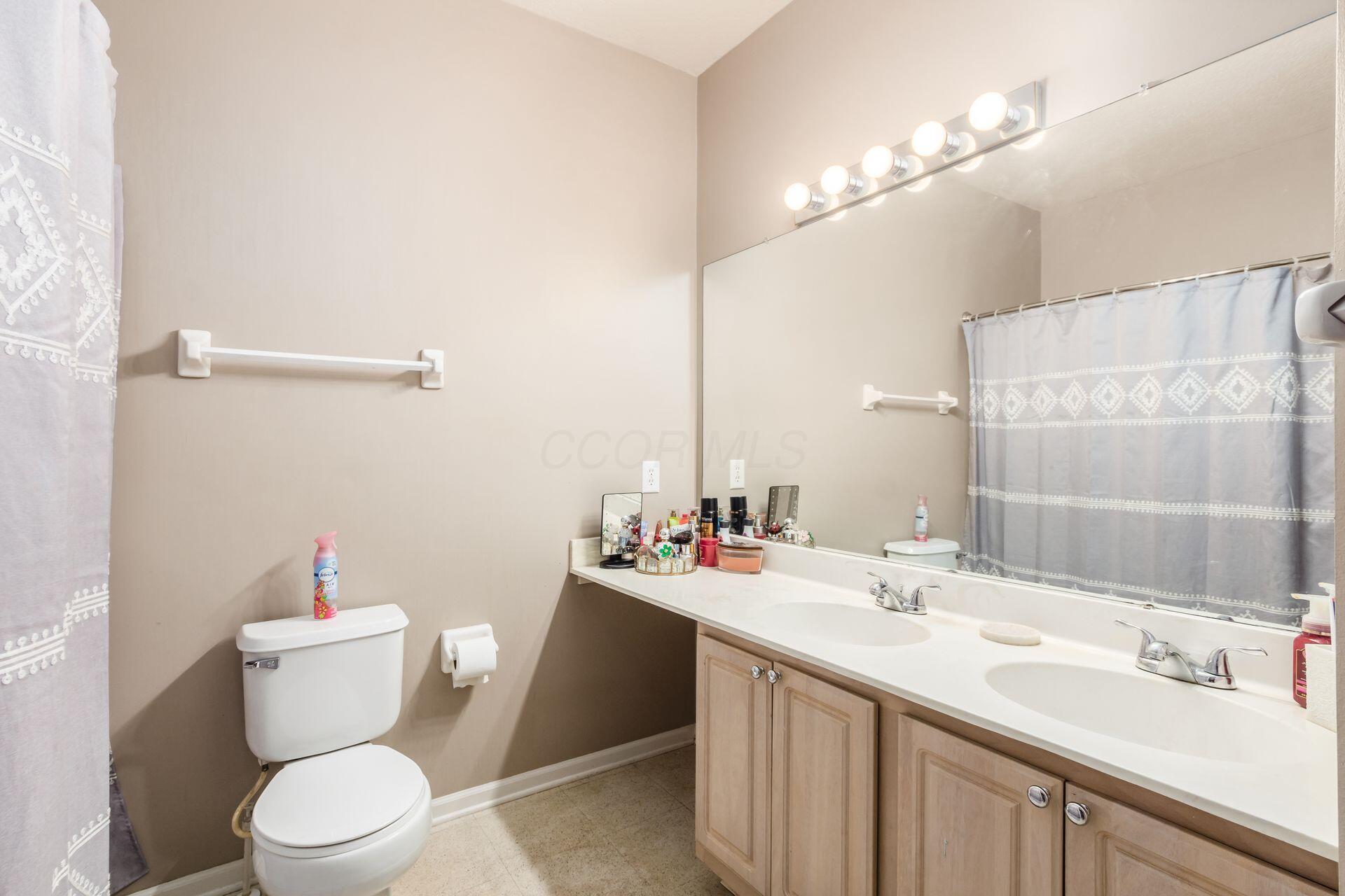 6077 Craughwell Lane, Dublin, Ohio image 15