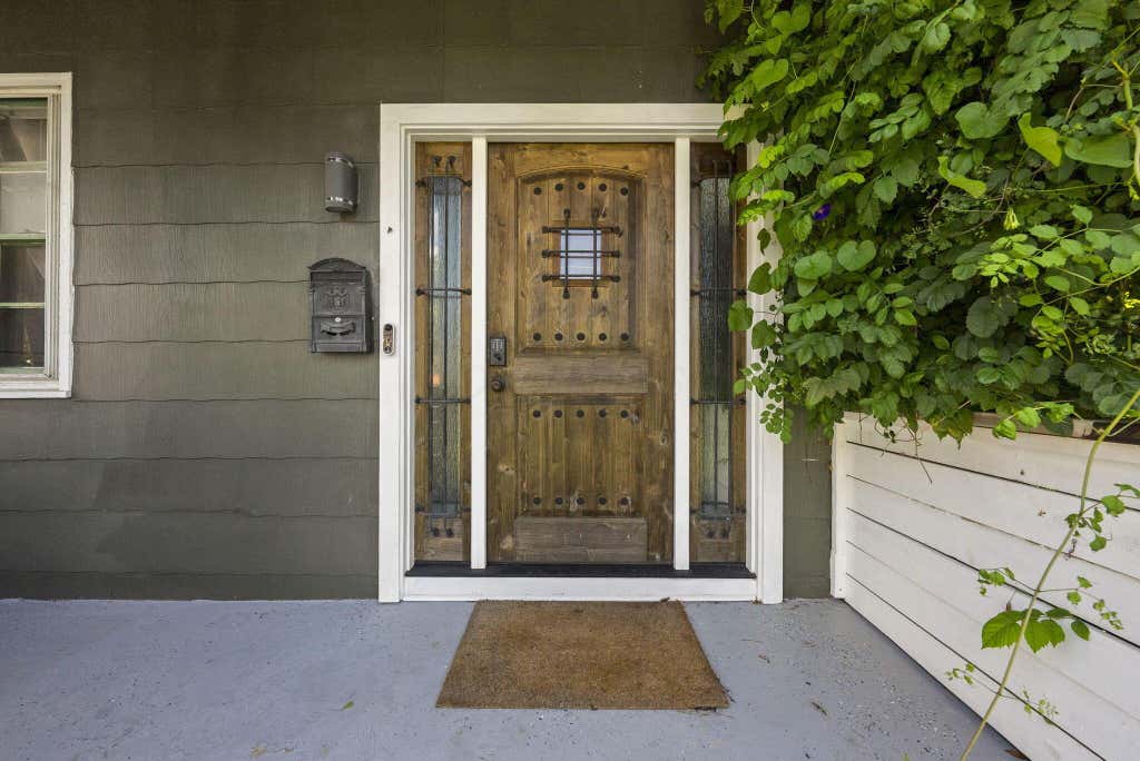 Photo of 348 Wilson Avenue, Columbus, OH 43205 (MLS # 226032226)