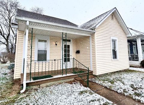 Photo of 171 West Street, Logan, OH 43138 (MLS # 226005034)