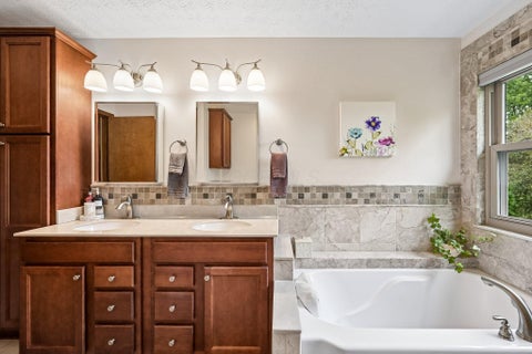 Tiny photo for 750 Montmorency Drive E, Pickerington, OH 43147 (MLS # 226039802)