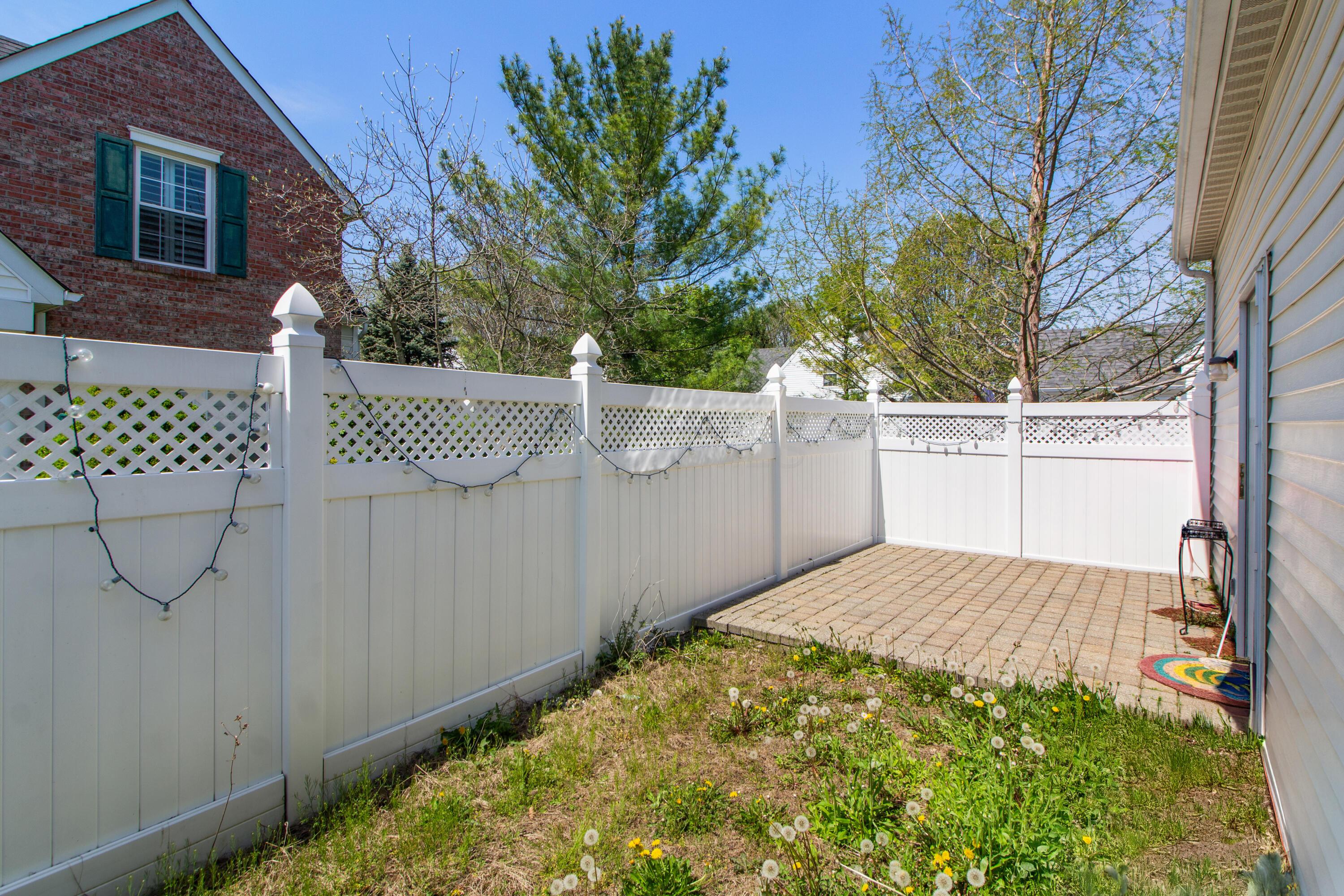 8699 Lazelle Commons Drive, Lewis Center, Ohio image 29