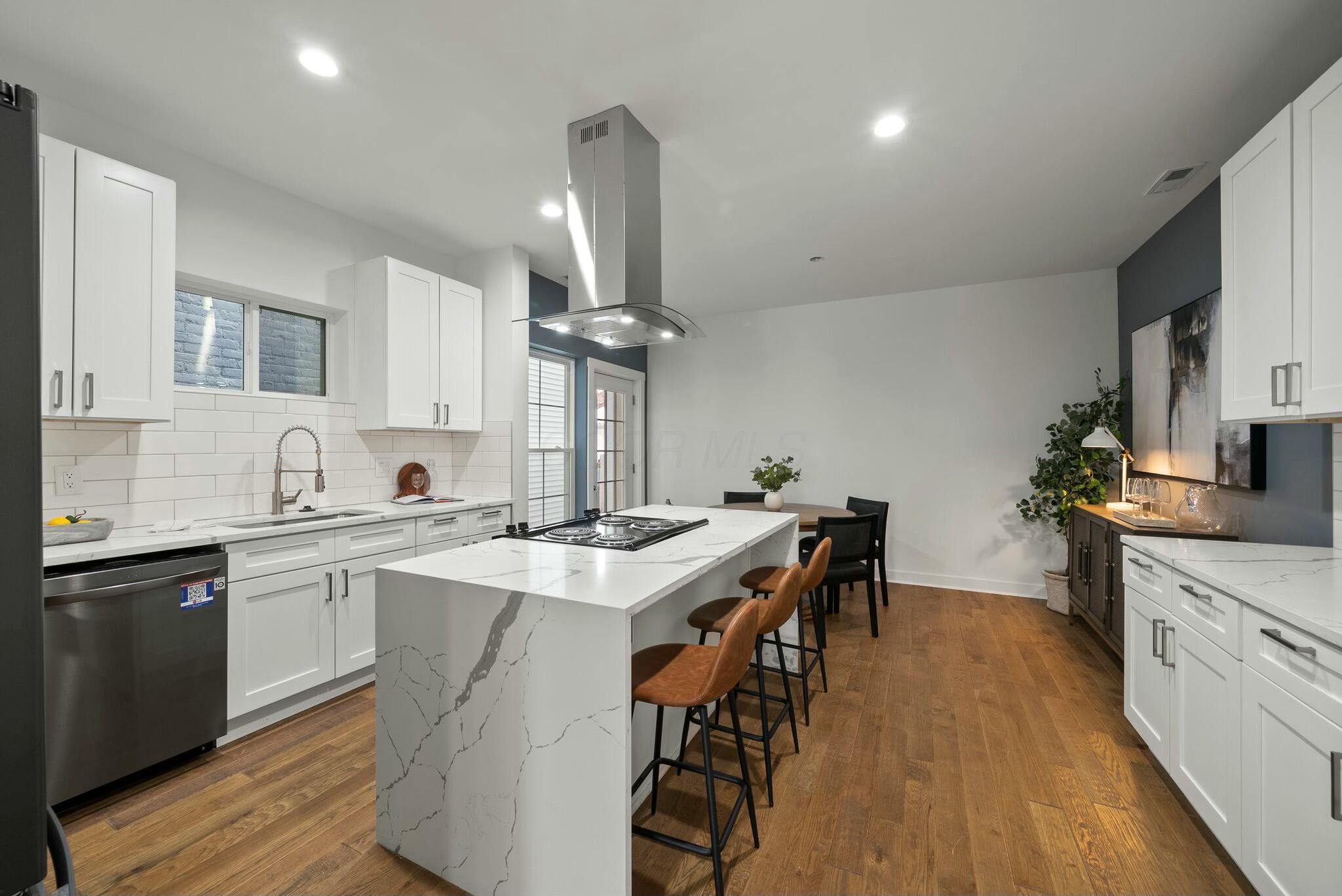1221 Oak Street, Columbus, Ohio image 8