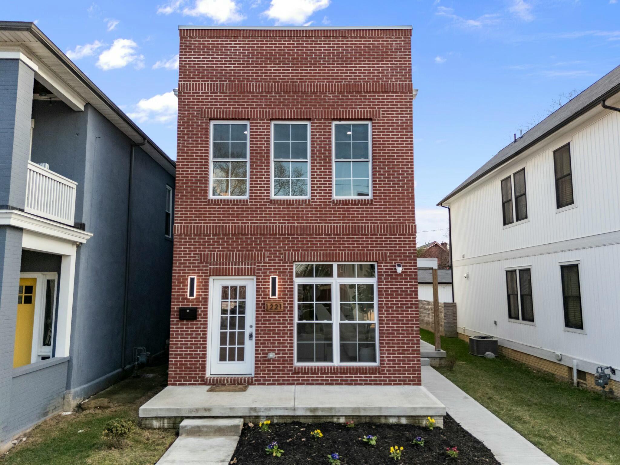 1221 Oak Street, Columbus, Ohio image 1