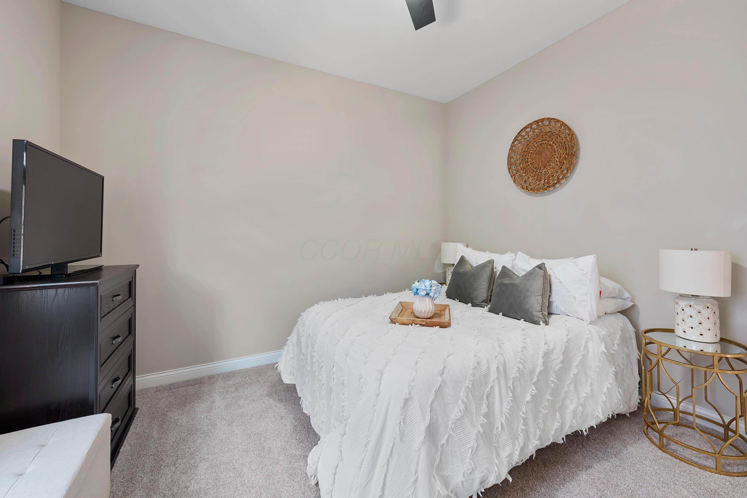 268 Harness Way, Delaware, Ohio image 35