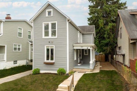 Photo of 717 Siebert Street, Columbus, OH 43206 (MLS # 226025512)