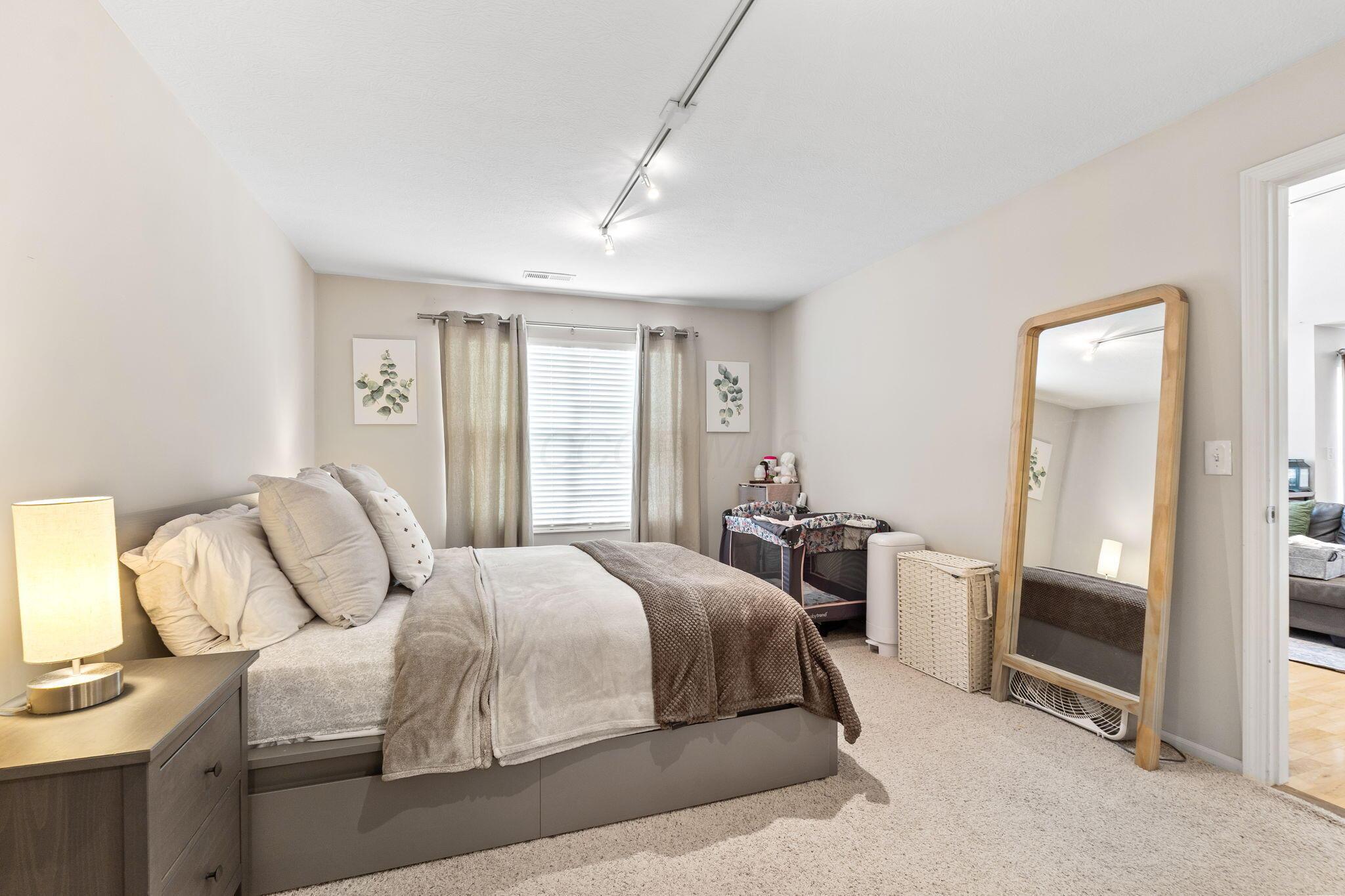 5606 Vintage Place, Dublin, Ohio image 33