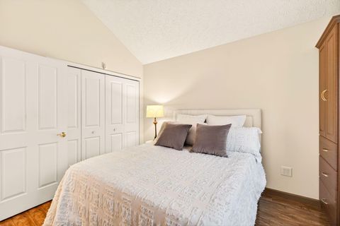 Tiny photo for 4275 Bridgelane Place 30 #30, New Albany, OH 43054 (MLS # 226019088)
