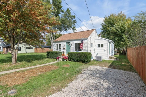 Tiny photo for 255 Grant Avenue, Plain City, OH 43064 (MLS # 226039324)